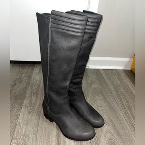 *NWOT* Sorel Danica Leather Tall Boots Women’s Size 9